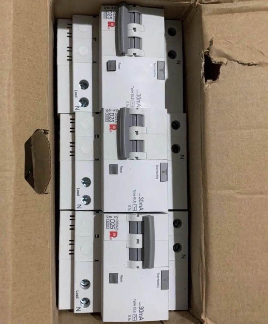 常 熟开关厂小型断路器CH3N-63 C20/3 C型脱扣 漏电保护