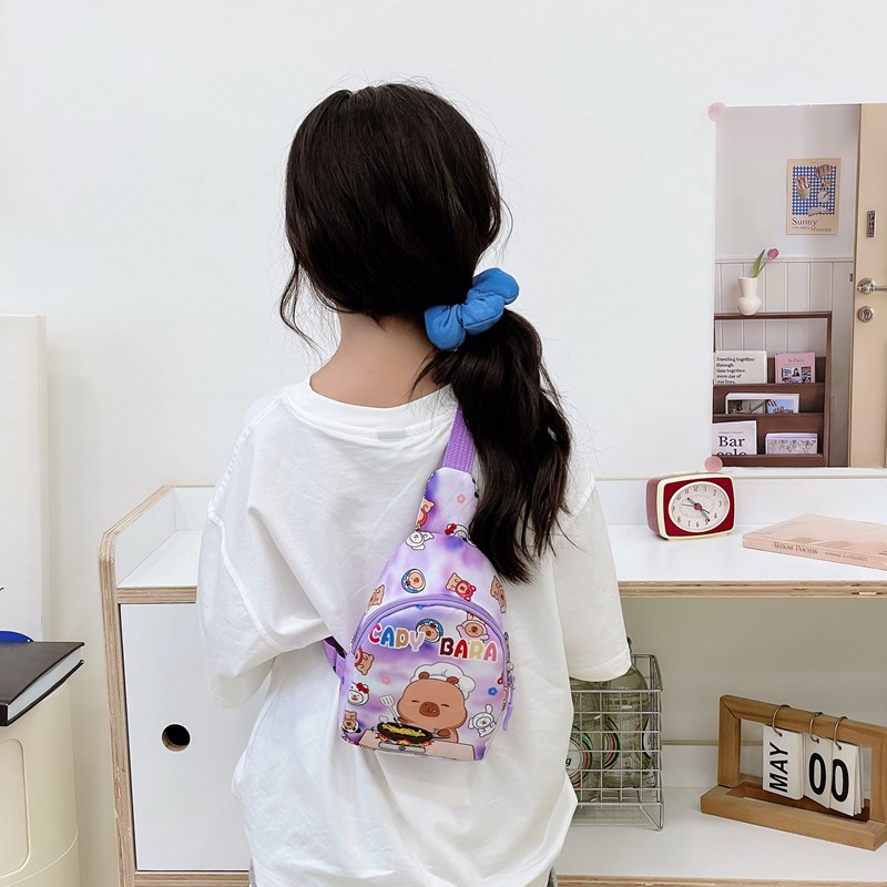 Bolso de pecho para niños y niñas lindos de dibujos animados, lindo y divertido bolso de mensajero para niños con estampado de Kapibala, nueva tendencia de monedero para niños