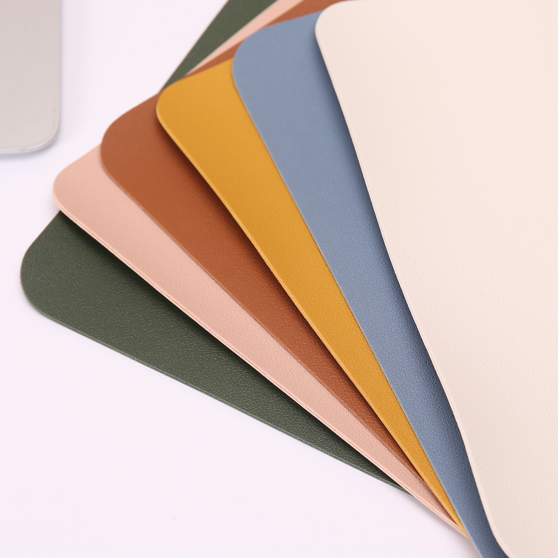 Alfombrilla de Cuero de Doble Cara — Mouse Pad Impermeable, Antideslizante para Oficina