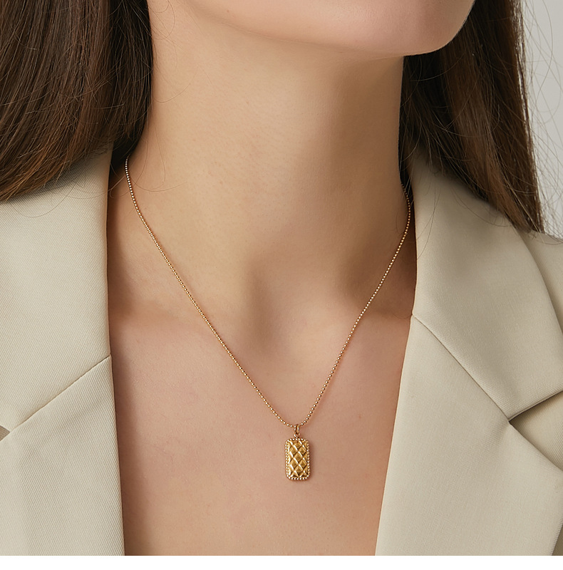 Fashion Lingge Titanium Steel Womenu0027S Earrings Necklace