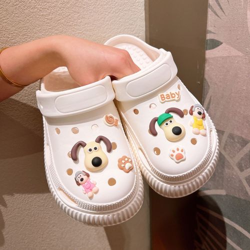 DIY Hole Shoes Shoe Clips Cartoon Soft Silicone LED Flash Klein Blue Toy Story Shoes Flower Detachable