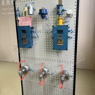 东达无线洒水降尘装置  风水联动喷雾 自动无线洒水降尘设备
