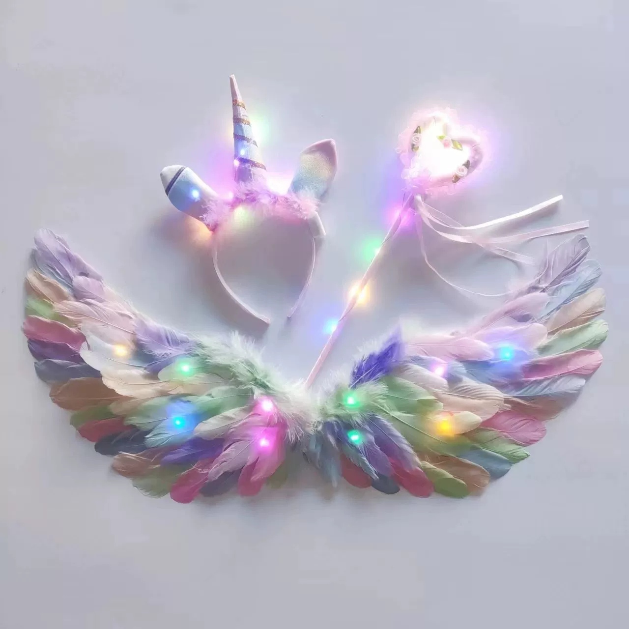 Новые светящиеся крылья ангела с перьями, детский праздничный реквизит для выступлений, сказочные крылья для девочек, украшение на спине, прямые волосы