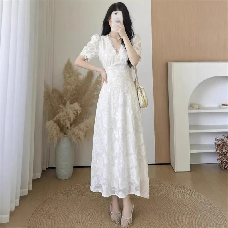 French-Style Sweet and Spicy Girl Dress, Summer V-Neck, High-End, Gentle Princess Dress, High-Waisted Tea Break Long Dress for Tall Women French-Style Sweet and Spicy Girl Dress, Summer V-Neck, High-End, Gentle Princess Dress, High-Waisted Tea Break Long Dress for Tall Women