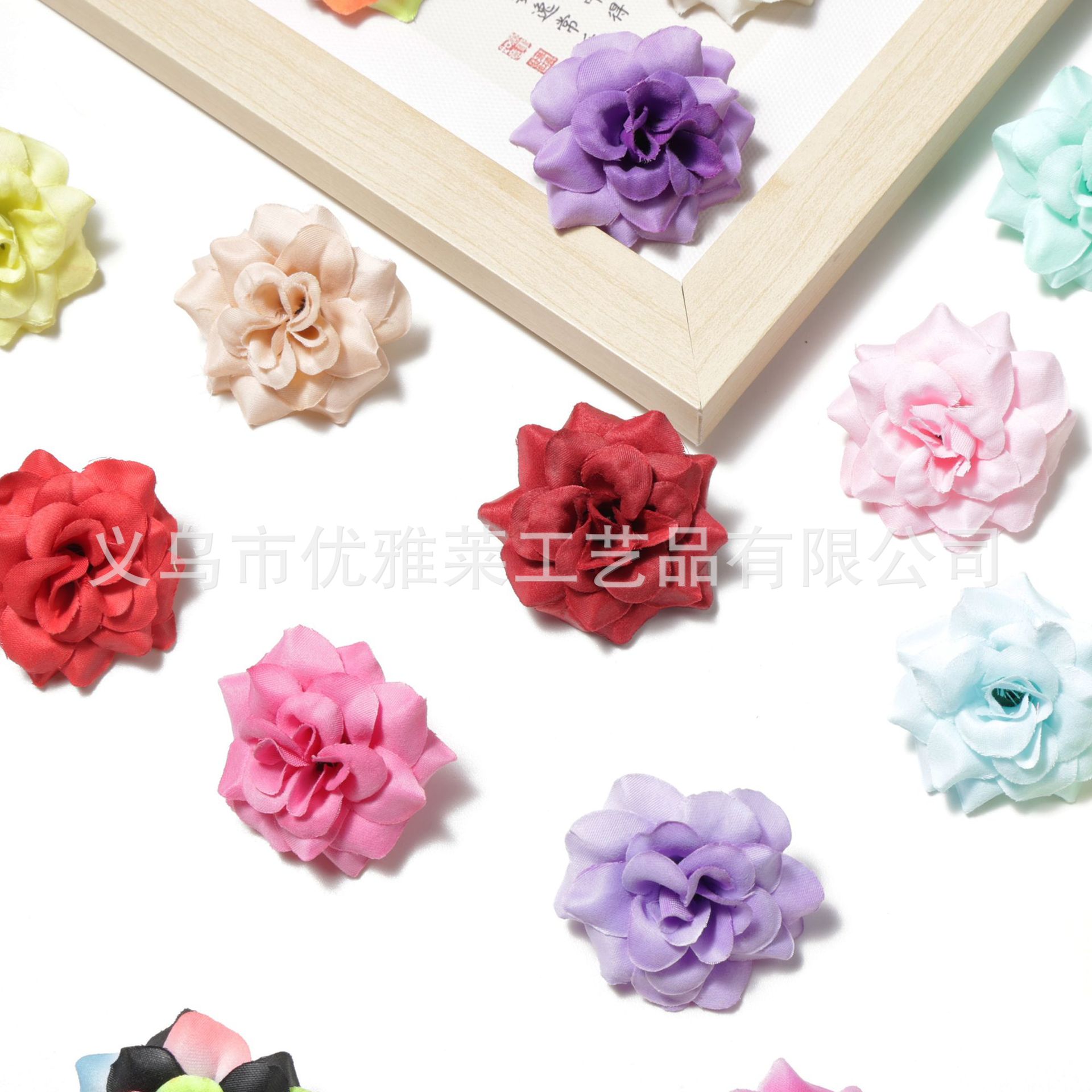 Flor de Seda Hecha a Mano de 5 cm para Bodas y Fotografía