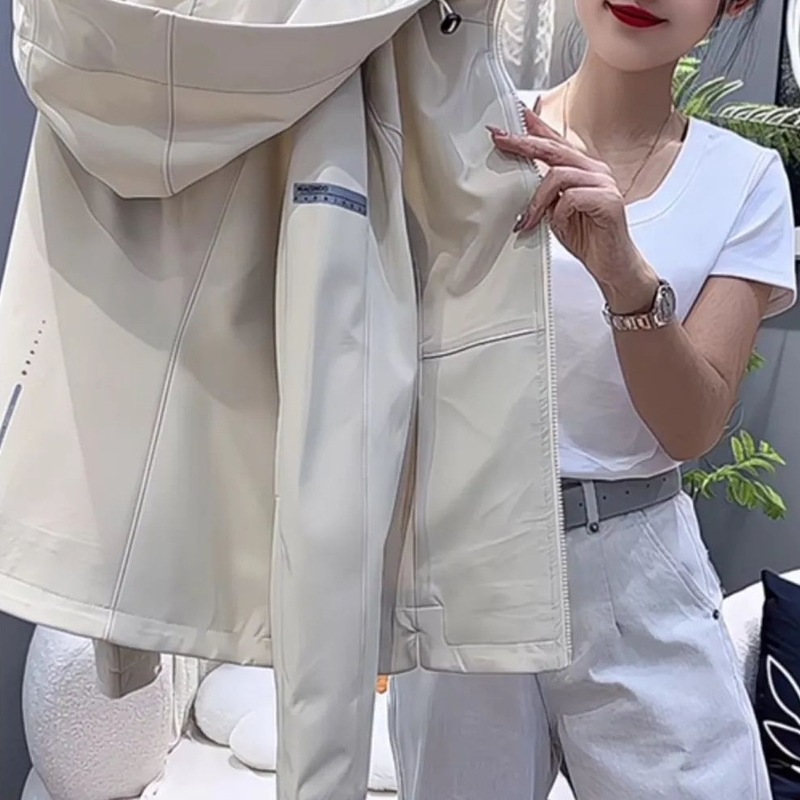 冲锋衣女装欧洲站2025时尚百搭修身上衣瑜伽运动休闲外穿短款外套|undefined