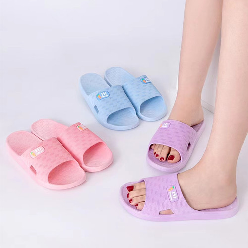 Wholesale household slippers for summer, soft-soled anti-slip slippers for ladies at home and room, simple slippers for going out, women's slippers
