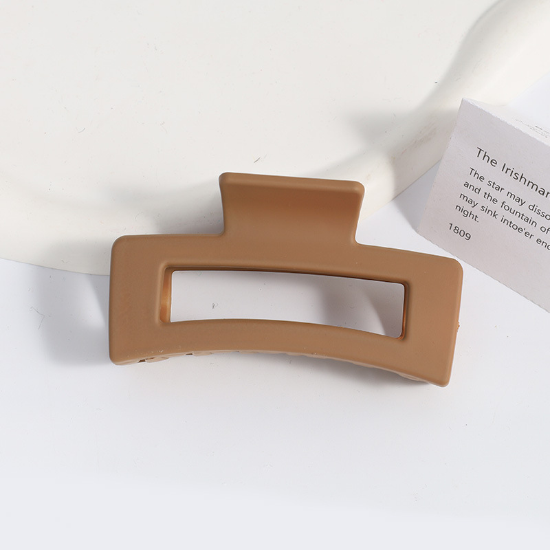 Amazon Venta caliente Frosted clip grande geométrica trasera horquilla elegante temperamento tiburón clip de alto grado tocado