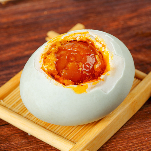 Shen Dan Oil Yellow Salted Duck Eggs with Red Yolk, 20 Pieces, Ready to Eat, Cooked