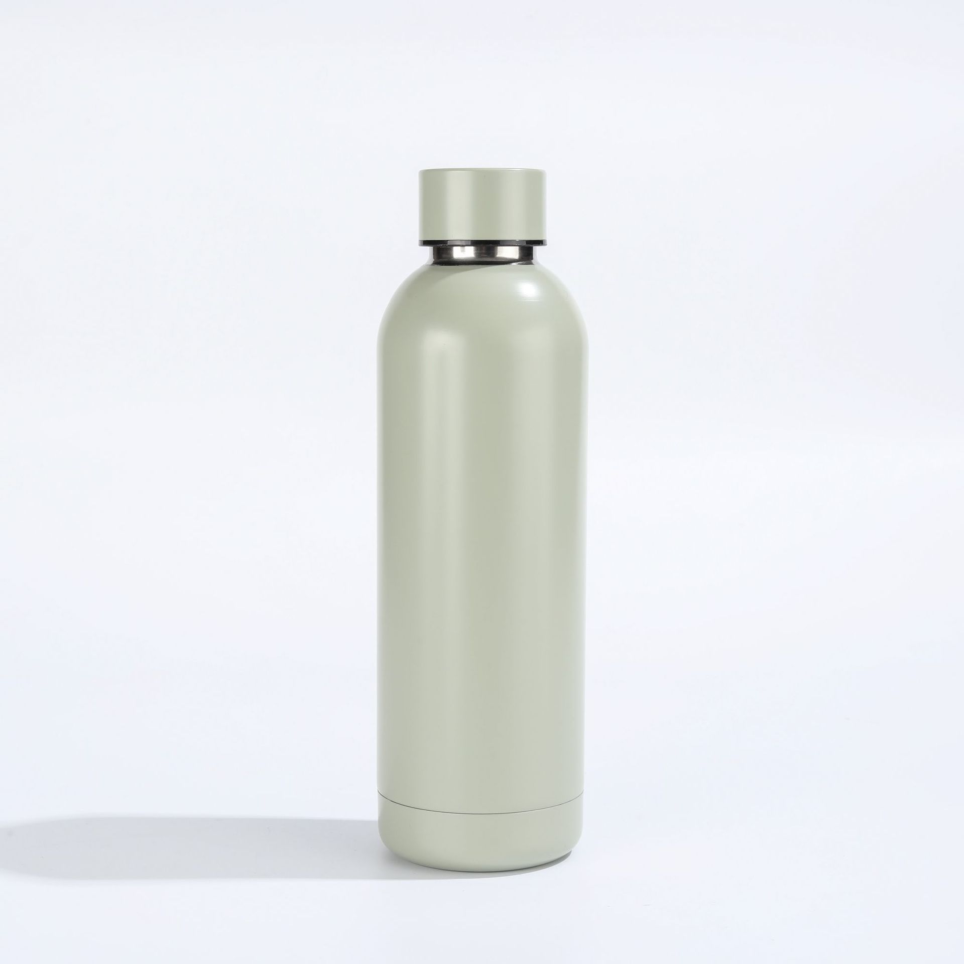 Botella de vacío de acero inoxidable transfronteriza americana deportiva al aire libre portátil de doble capa 304 taza de aislamiento de alta calidad de la taza de agua