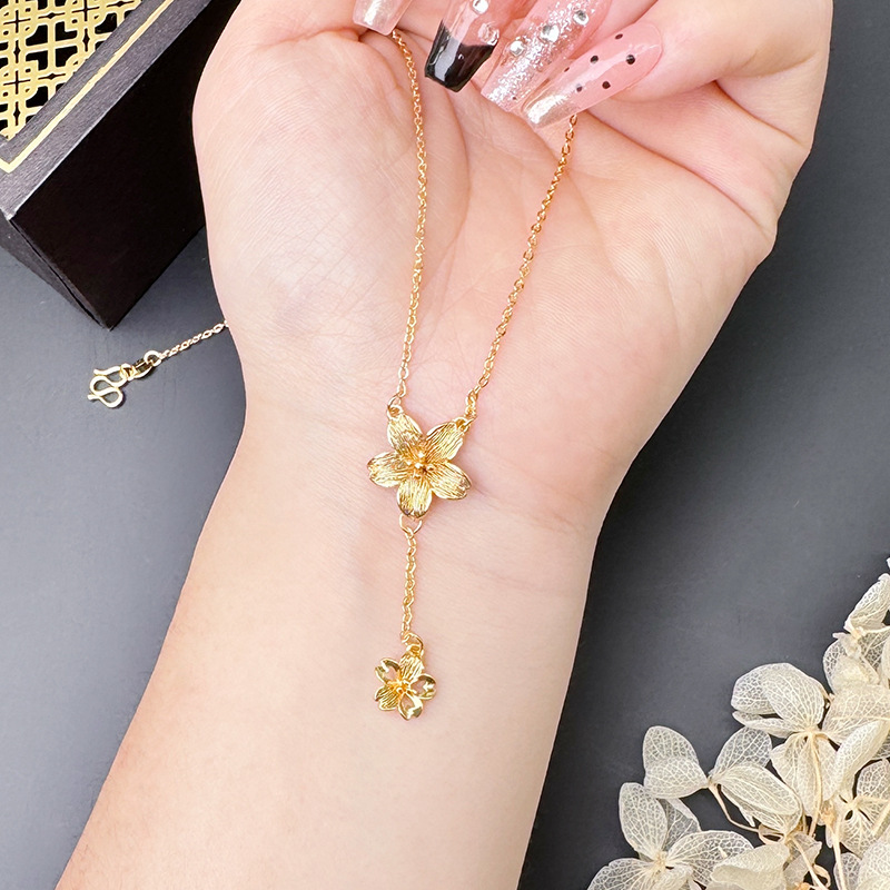 Nuevos productos de diseño de Vietnam Sha Jin, collar de flores de cerezo, no se desvanecerá durante mucho tiempo, dulce chica en línea, la misma cadena clavícula