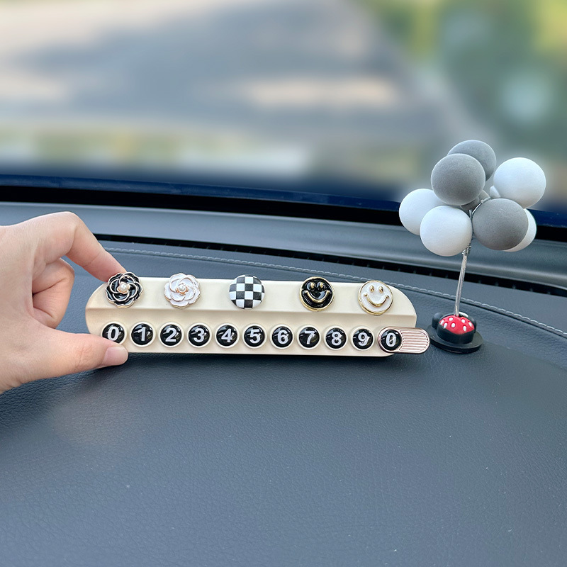 Placa de matrícula de estacionamiento temporal de automóviles, decoración de automóvil de aromaterapia de fragancia pequeña, decoración de automóvil, matrícula móvil de dibujos animados lindo