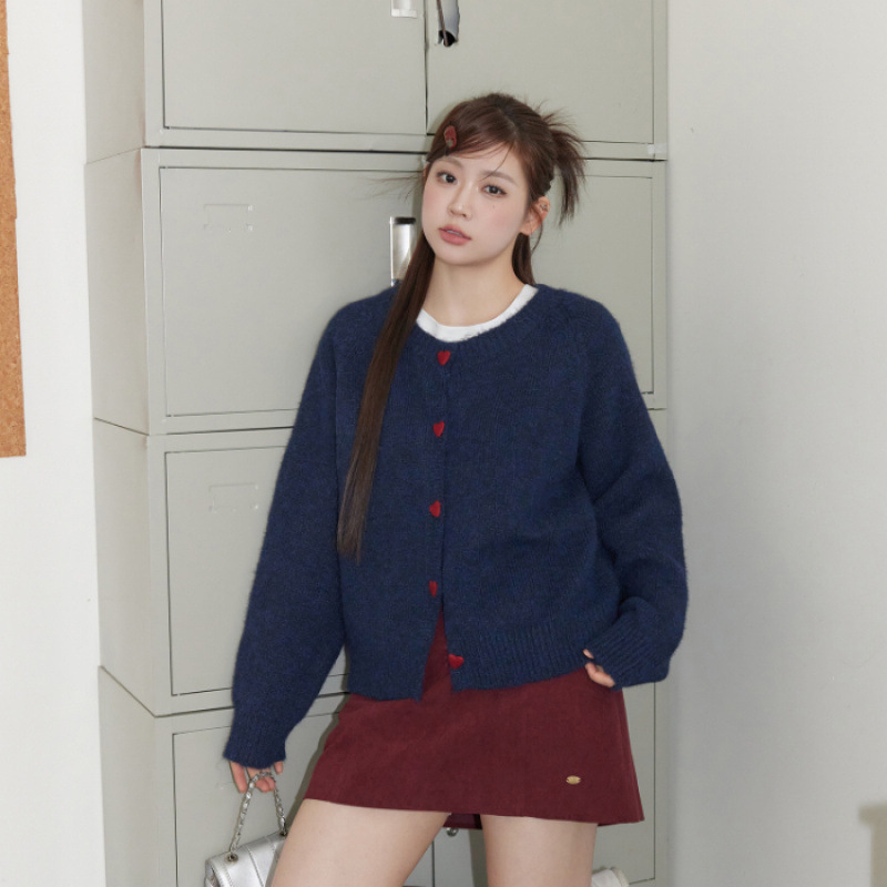 灰色爱心扣子毛衣外套女冬宽松温柔慵懒软糯羊毛针织开衫韩系上衣|undefined