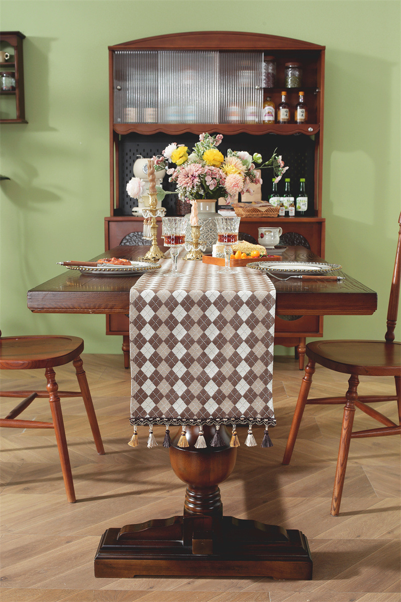 American Retro Geometric Jacquard Tassel Table Runner For Home_voghion.com