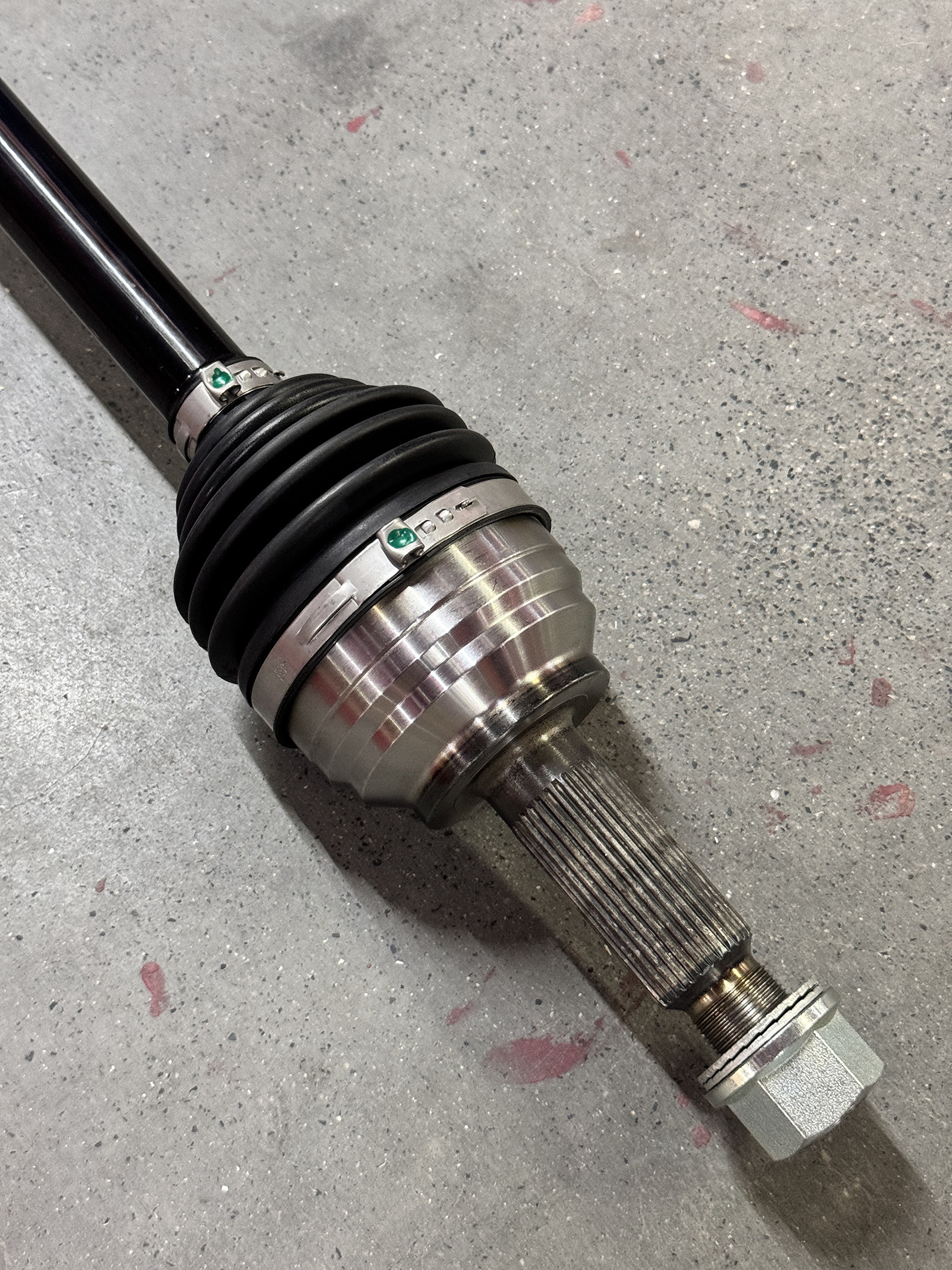 In-stock at the warehouse: Tesla Model S 2012-2016 front right half axle assembly 1030616-00-D