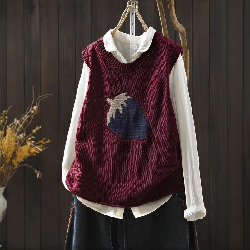 Autumn New Women's Strawberry Cotton Knit Fashion Sleeveless Artistic Layered Vest 26068