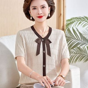 2025 New Summer Mother's Wear Short-Sleeved T-Shirt Knitted Shirt V Neck Shirt Spring Wide Lady Middle-Aged and Elderly Women's Clothing