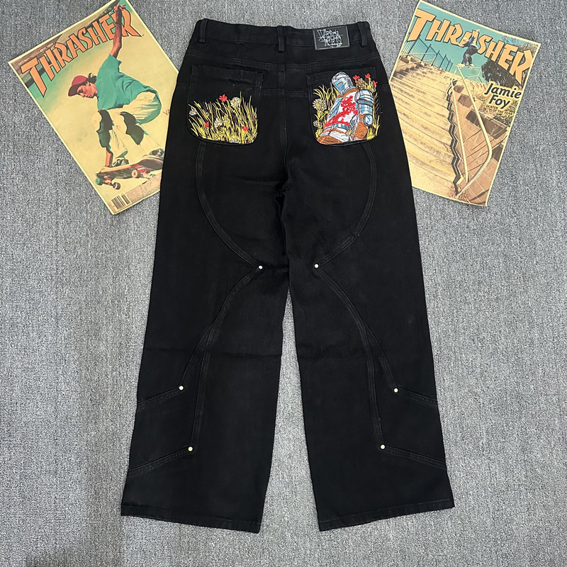 Vescartes American Retro Style Jeans with Floral and Knight Embroidery, Loose Street-Style Wide-Leg Denim Pants for Men
