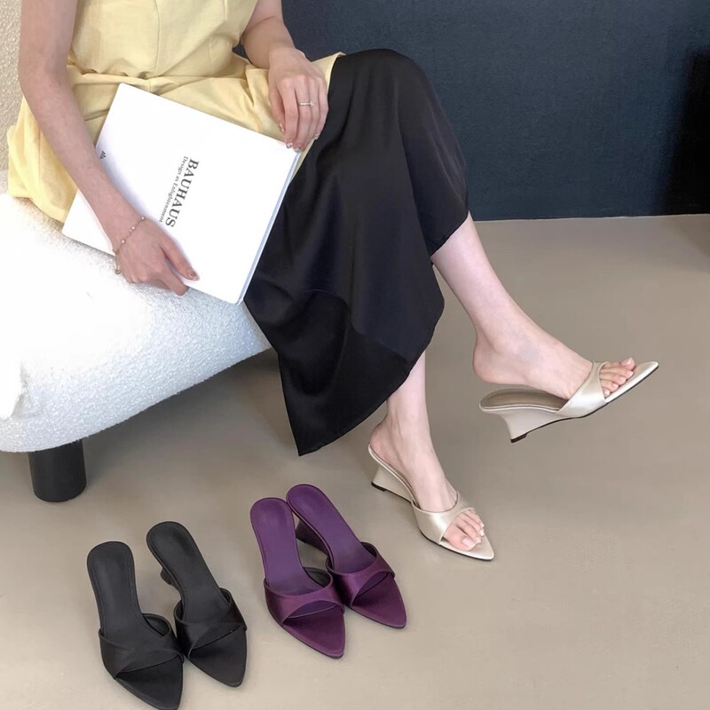 Pointed-Toe High-Heeled Sandals 2026 New Satin Style Slimming High Heels with Open Back