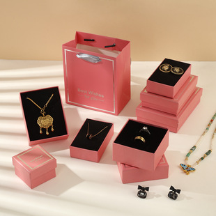 ins�L�p�ݠC������b�r�иߙn������ռ{�з�ɫ�����Ʒ�YƷ��