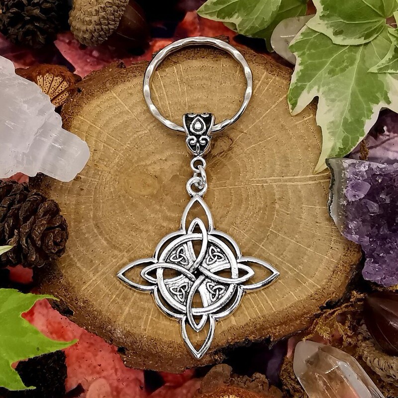 Hecate Charm Witch Knot Keychain Protection Charm Keychain Witchcraft Keychain Witch Accessories Gothic Style