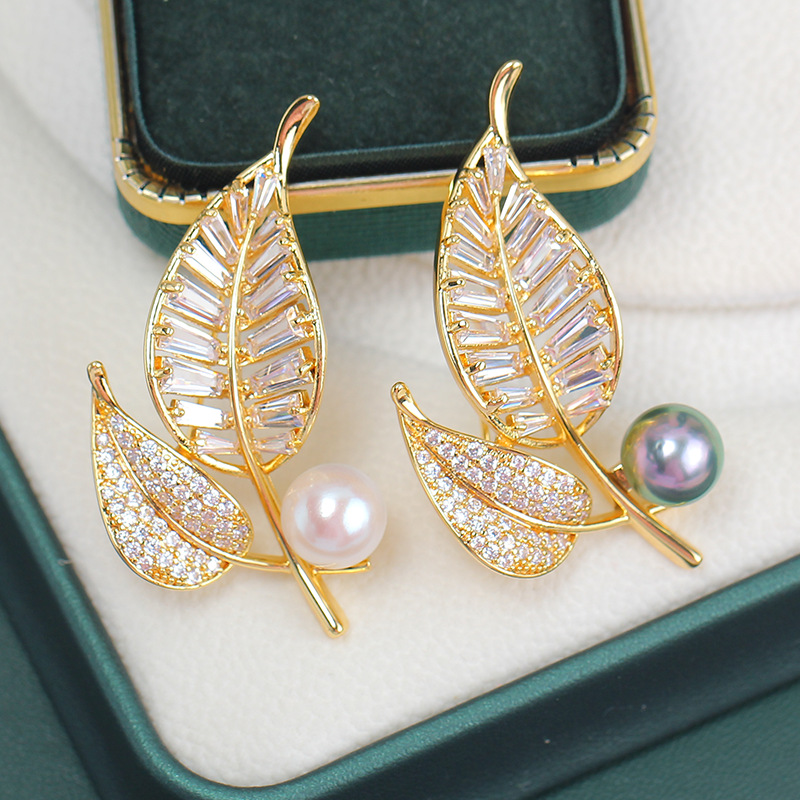 DIY accessories copper plated real gold micro set zircon leaf brooch accessories Pearl corsage empty Jade agate female
