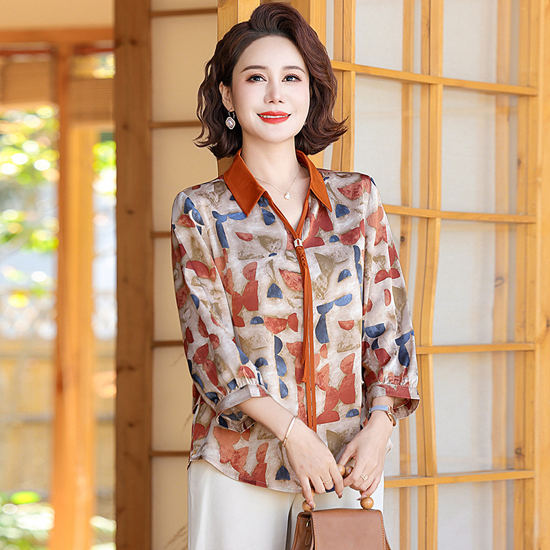 2024 spring and summer new middle-aged and elderly women's clothing mother fashion printed lapel shirt commuter shirt women's shirt