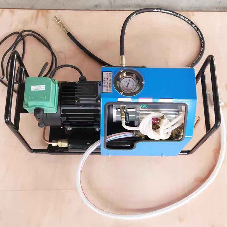 自动水压测压机 小型便捷微型电动水压泵 LB-7*10微型电动水压泵