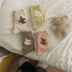 IOULOR秋季雲朵狗狗可愛中筒襪女生百搭潮襪多巴胺諸暨襪子批發