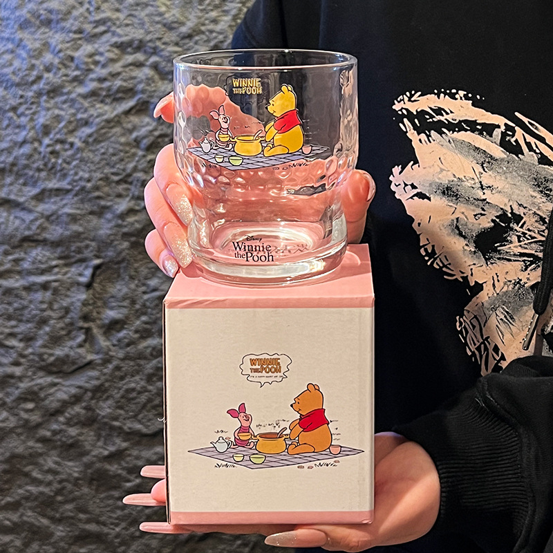 Winnie the Pooh ins tazas de vidrio de alto valor de jugo casero tazas de bebida fría tazas de agua transparentes tazas de cerveza set Wholesale