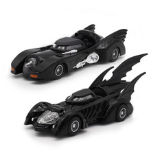 跨境 1:32合金蝙蝠战车儿童玩具汽车摆件回力车模声光音效批发