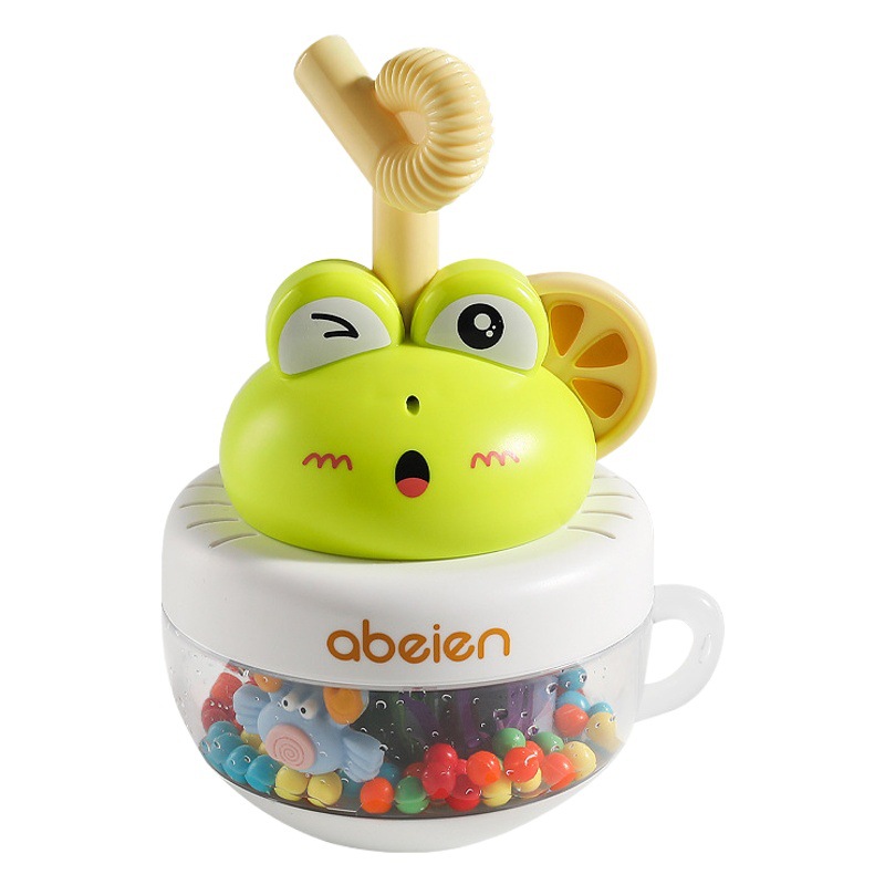 Agua y tierra transfronteriza de doble uso lindo vaso Rana pequeño cerdo bebé taza de agua spray de agua huevo vaso juguete de baño