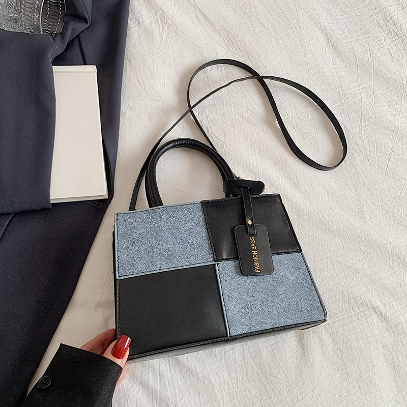 Bolso de hombro con diseño de costura de color en contraste nuevo estilo de primavera y verano 2025 estilo ins bolso cuadrado pequeño bolso de viaje de moda mujer