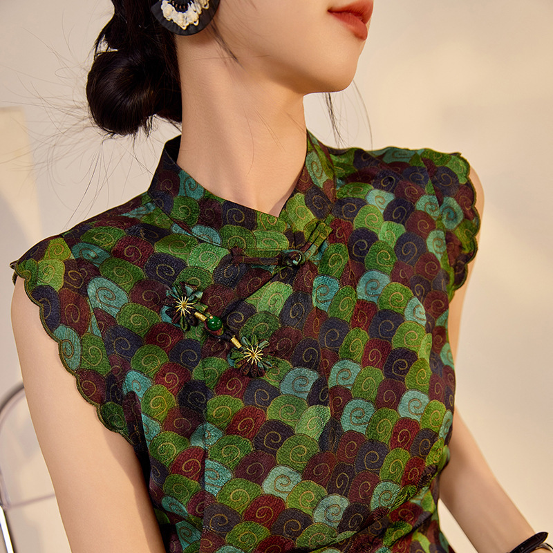 New Chinese-Style Slim-Fit Plaid Dress with Buttoned Stand Collar, Summer National Style Rayon A-Line Dress N5011