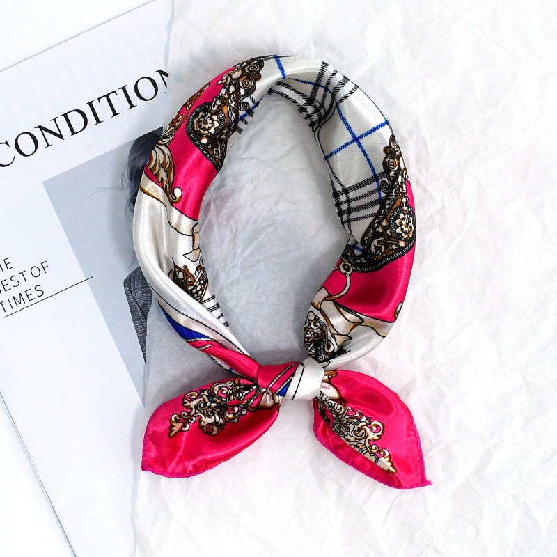 50 Satin Chain Pañuelo cuadrado estampado Color Sense de alta gama Moda de todo fósforo azafata profesional Servicio al cliente Bufanda de decoración Bufanda de seda