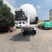 供应盛润45方散装水泥罐车 58方粉煤灰罐车价格