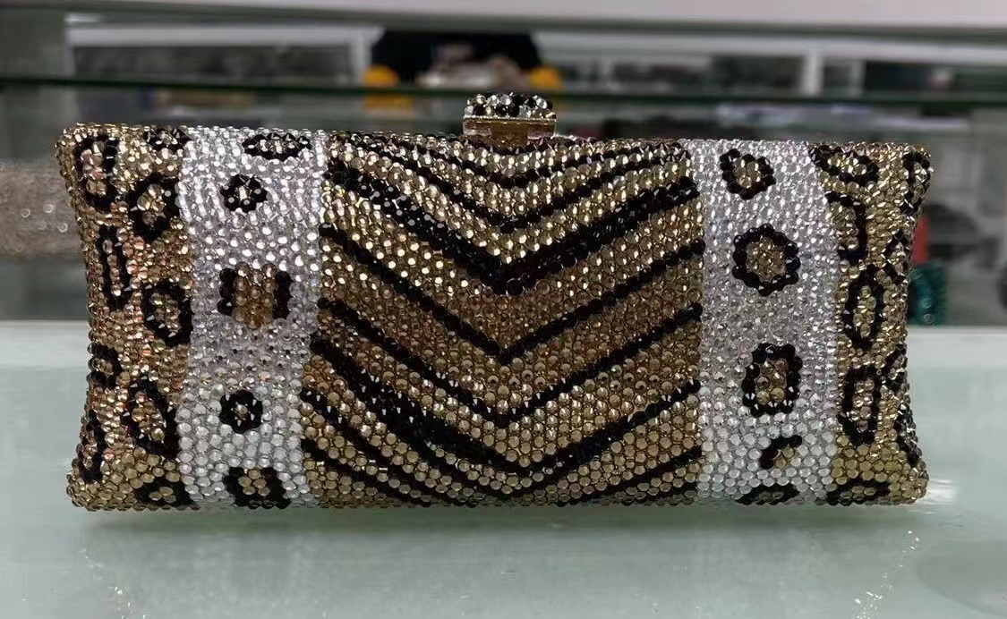 Bolsa de cena de diamantes hecha a mano transfronteriza, bolsa de mano de diamantes, fábrica de sirena Daiwei, orden de bolsa de embrague