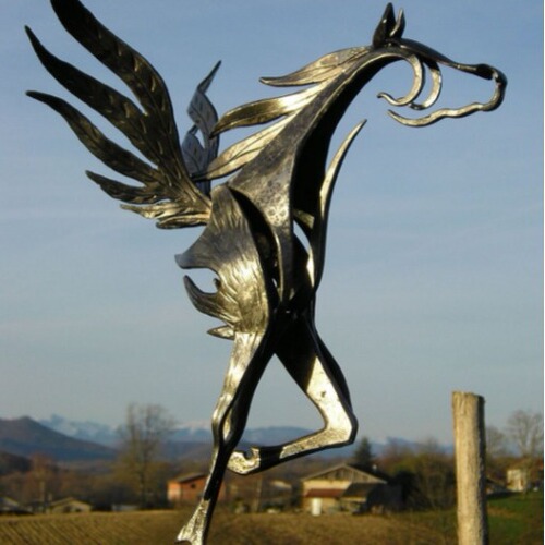 Cross-border Kiss Horse Sculpture Metal Craft Ornament Horse Sculpture Modern Statue Ancient Style