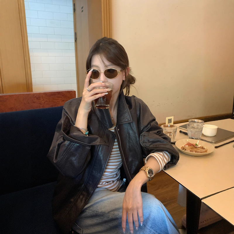 Baisiwang Korean Style Simple Texture Short Leather Jacket Women's 2025 Autum New Lapel Loose Simple Top