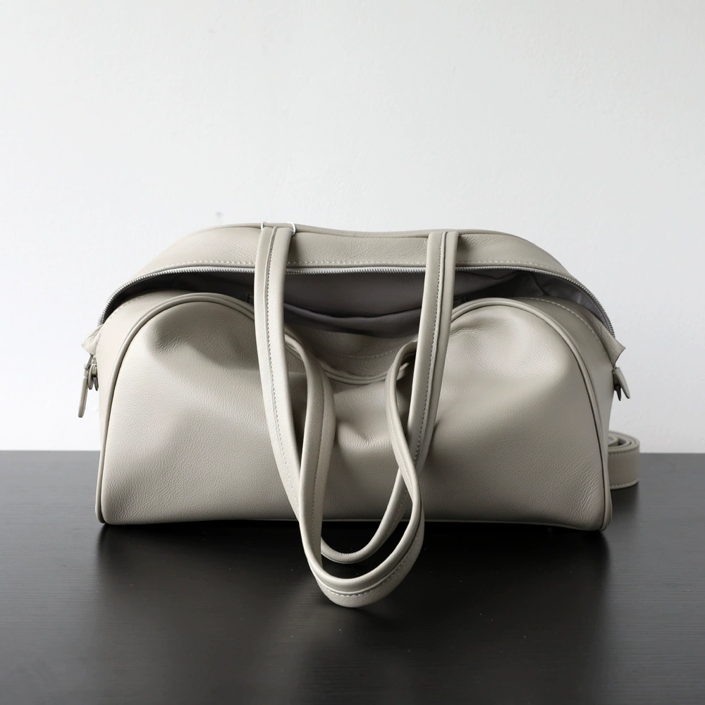 Retro leather capacious shoulder bag, one-shoulder bag, genuine leather
