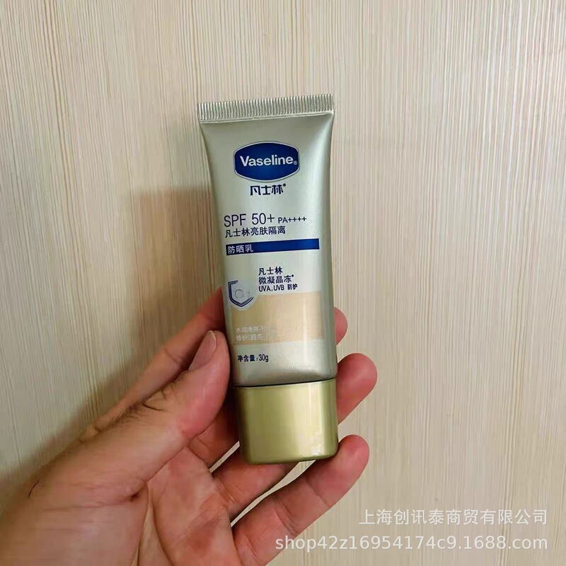 本物のラックス エッセンシャル オイル フレグランス シャワー ジェル ユリ チャーム スキン 350g 保湿と若返り 出張 トラベル シャワー ジェル ヘア用|undefined