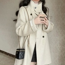 中长呢子大衣女毛呢外套围巾领秋冬季新款小个子感赫本风加厚