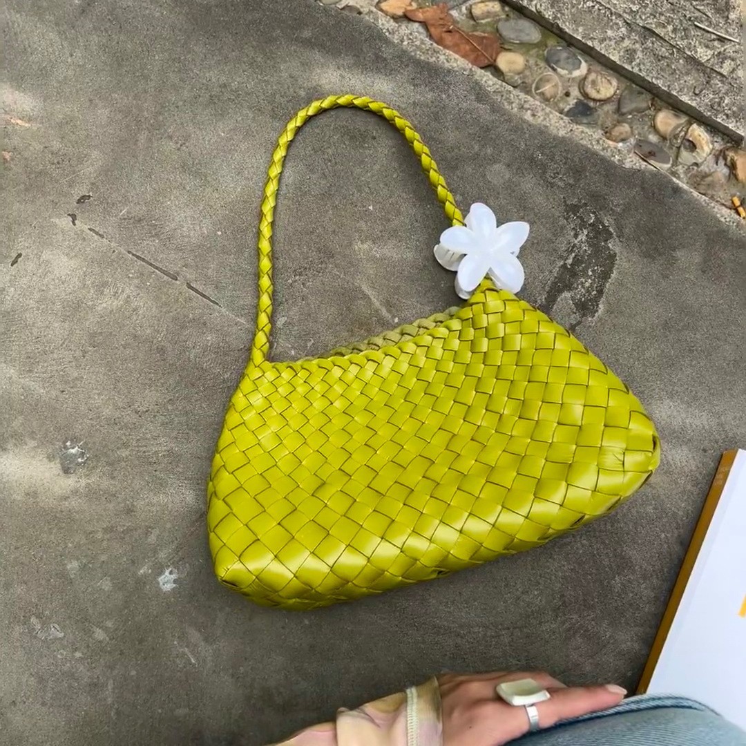 French Retro Hand-Woven Dumpling Bag For Women, Versatile Niche Vintage Underarm Bag, Basket-Style Shoulder Handbag - Thumbnail 2