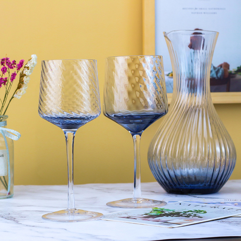 Copa de vino de estilo europeo traje creativo hogar whisky vidrio personalizado cóctel taza vino conjunto Copa