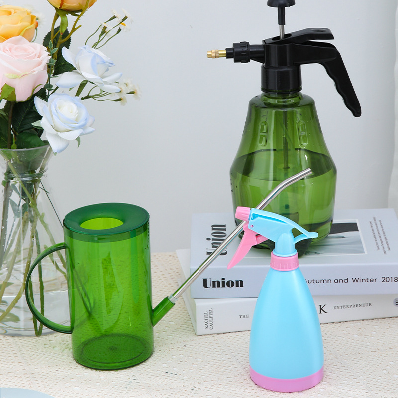 Suministros de jardinería regadera de la planta al por mayor de plástico boca larga regadera jardín riego spray regadera en maceta regar flor