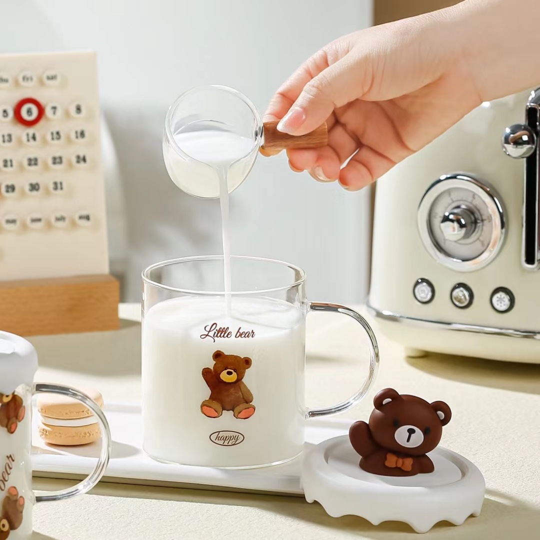 Creativo de dibujos animados Oso de vidrio con tapa de alto aspecto lindo regalo de mano taza de bebida simple taza de oficina