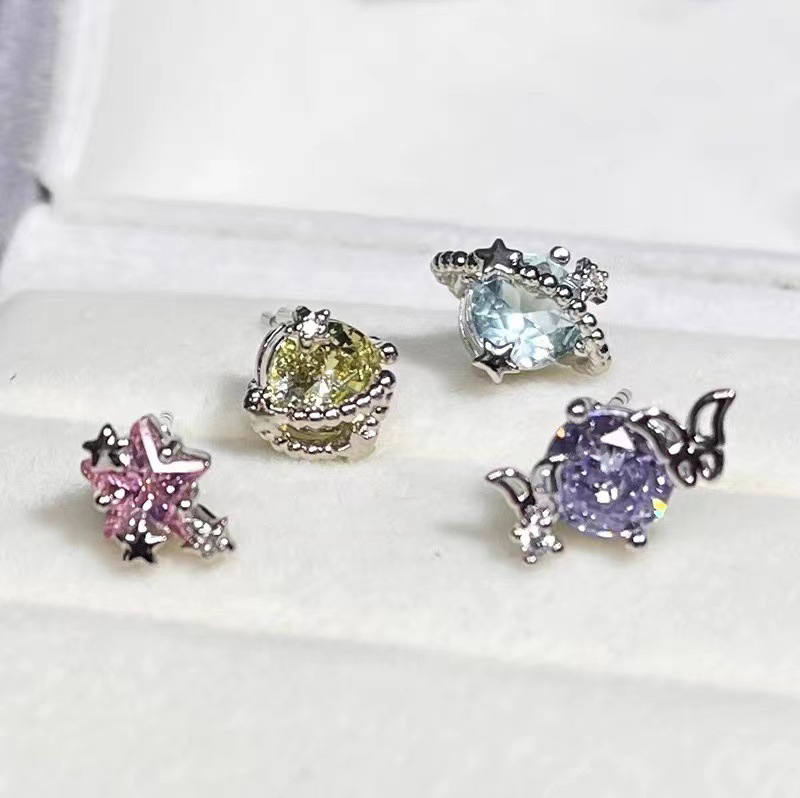 Fashion Star Alloy Inlay Zircon Womenu0027S Ear Studs 1 Pair