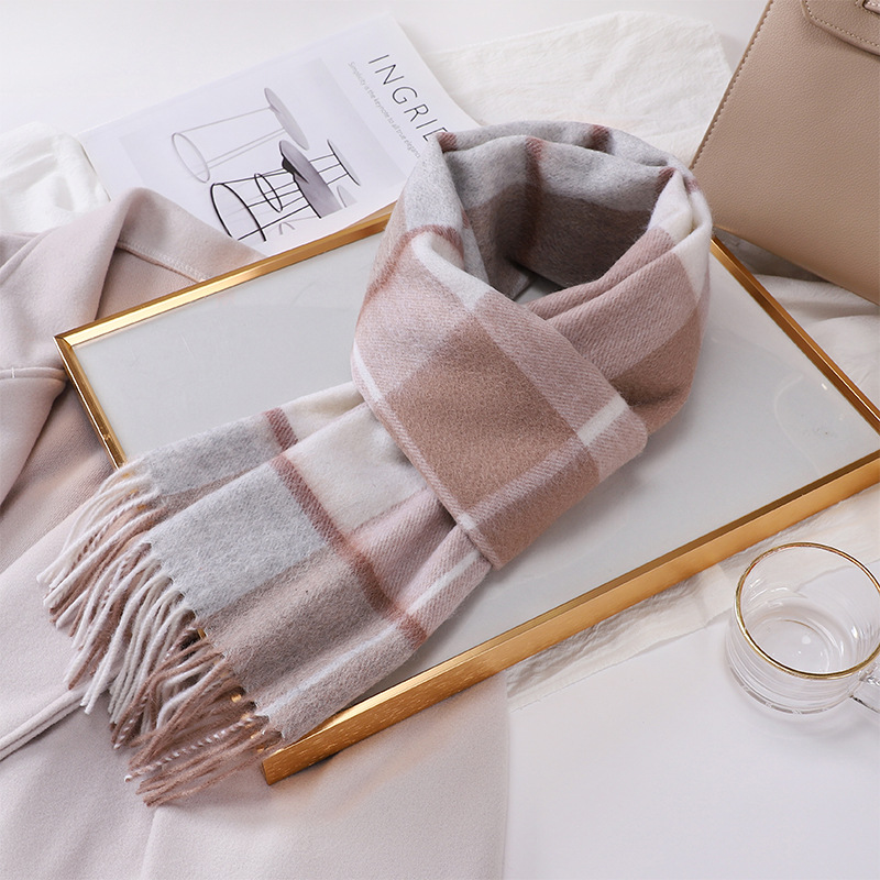 Winter, Autumn Season Women's Gender Vintage Style, Sweet, Simple Style Style Women's Vintage Style Sweet Simple Style Stripe Plaid Artificial Wool Scarf