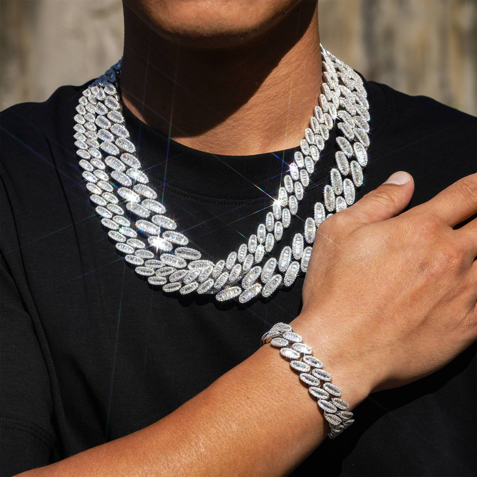 Men's Trendy Cuban Chain Necklace 15mm Oval With Central T-Shaped Stone 925 Silver Fully Set With Moissanite_voghion.com