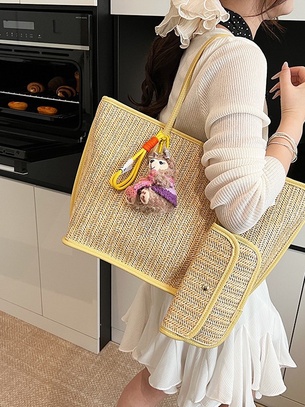Bolso de gran capacidad para mujer 2025 verano nueva moda tejida bolso de axila de un solo hombro bolso de viaje casual image 1